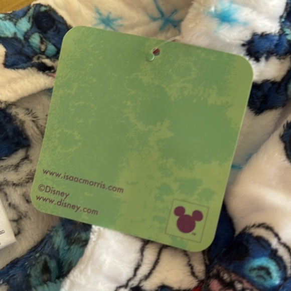 NWT Disney Stitch White and Blue Fleece Pajama Sleep Shorts Winter Themed - Picture 4 of 6